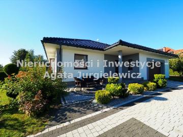 Dom wolnostojący 207 m2 z garażem i dużą działką