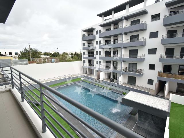 OLHÃO APARTAMENTO TRÊS QUARTOS