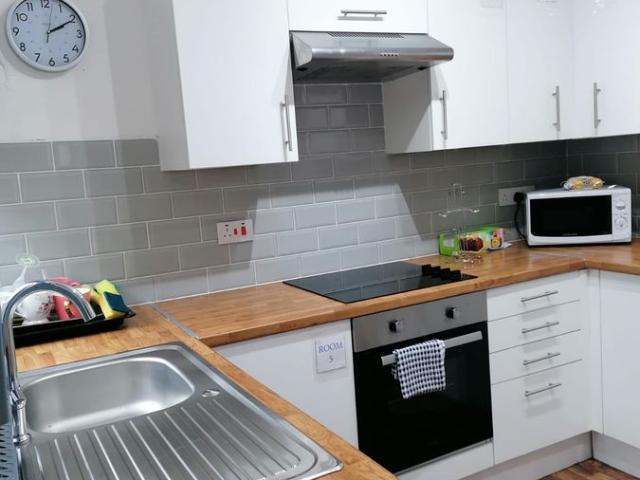 Olive Street, Port Talbot SA12, 3 bed shared accommodation to rent, £525 pcm | PrimeLocation