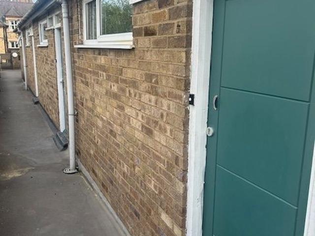 Oliver Court, Leicester LE2, 1 bed flat to rent, £800 pcm | PrimeLocation