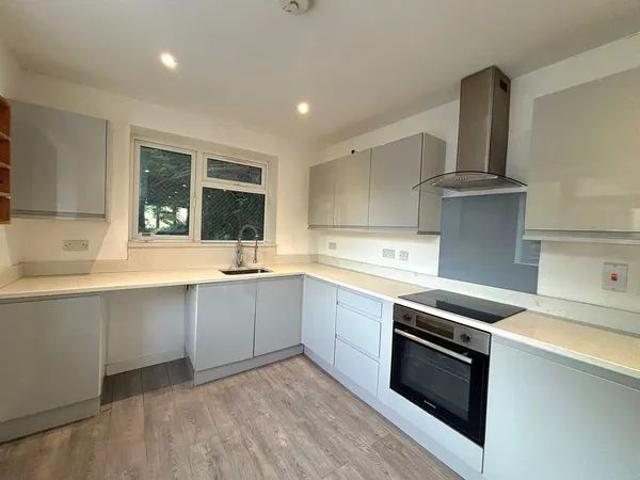 Oliver Court, Torquay, TQ1