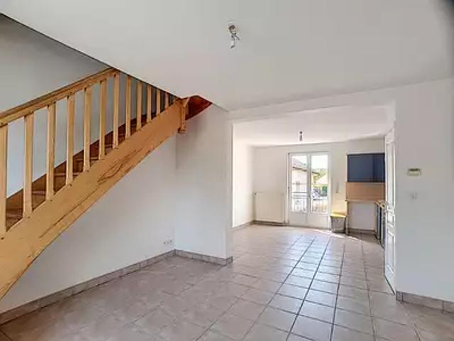Olivet 45160 Location appartement 3 pièces t3 terrasse cave