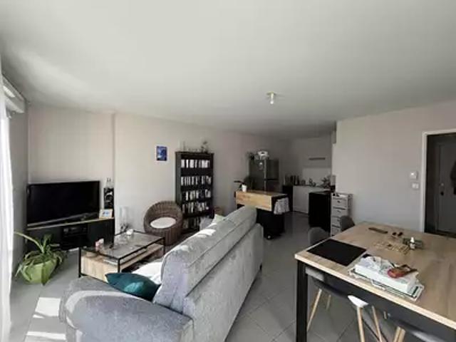 Olivet 45160 Location appartement 2 pièces t2 cave balcon