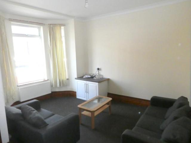 Olivia Grove, Victoria Park, Manchester, M14 5HL, United Kingdom | 5 bed townhouse for rent #137556570 | Rentberry