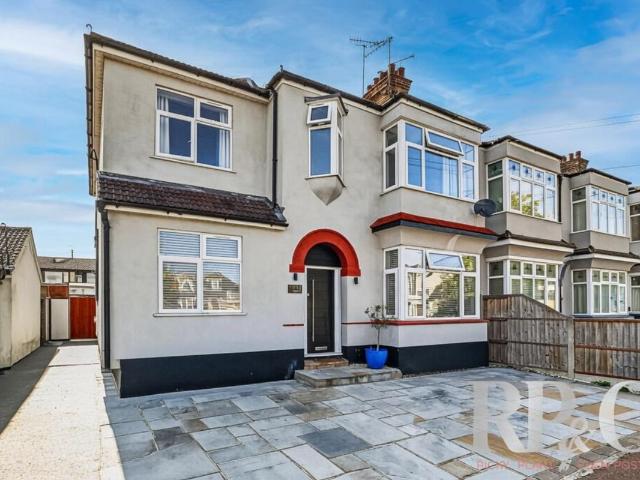 Olivia Drive, Leigh On Sea SS9, 4 bed semi detached house to rent, £2,250 pcm | PrimeLocation