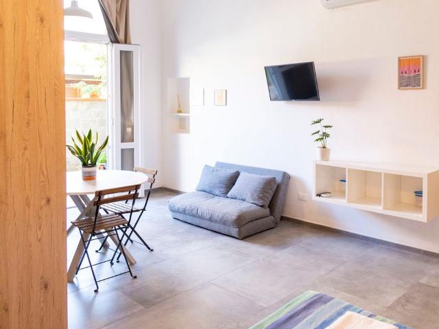 Olivia Mare, Pisa Amsterdam Apartments for Rent