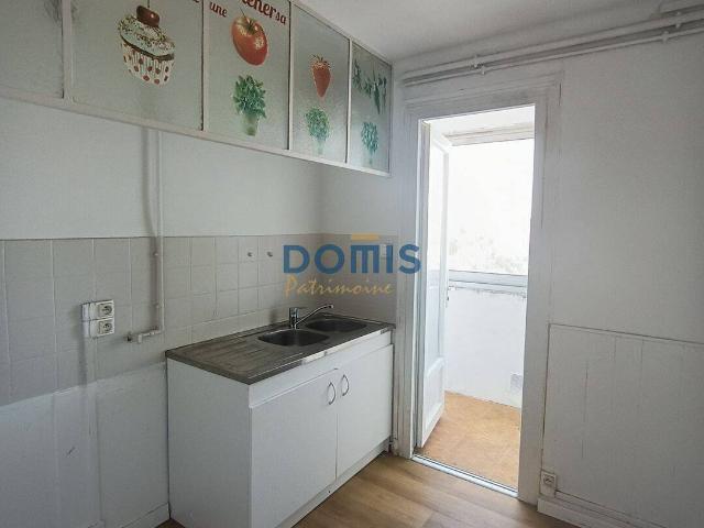 OLIVIERS P5 de 78 M² situé au 3ème étage comprenant un séjour