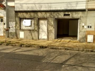 OLIVOS en ALQUILER casa muy comoda con 2 dorm, living comedor, cocina comedor,, baño, garage, patio,jardin y terraza
