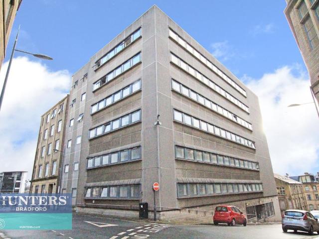 Olicana House, Chapel Street, Bradford BD1, Studio to rent, £475 pcm | PrimeLocation