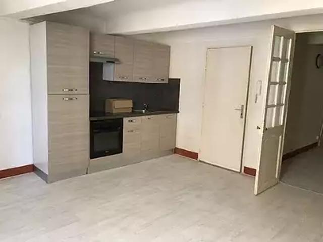 Ollioules 83190 Location appartement 2 pièces t2