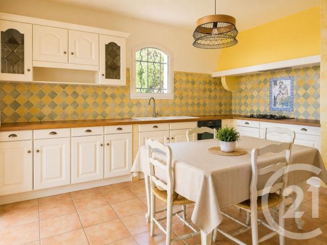 Ollioules La Courtine | Villa de 225 m² avec piscine, appart. 225m² Ollioules