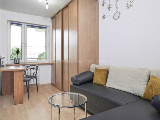 Na sprzedaż przestronne 2 poziomowe mieszkanie 83 m² z balkonem