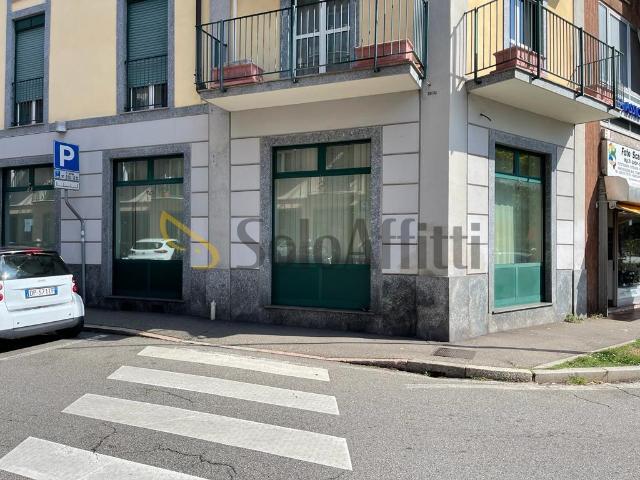 Oltre 5 vetrine 5 vani 170mq