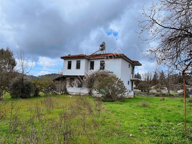 Ölü Deniz Ovacıkda Müstakil Ev Ve Arazisi
