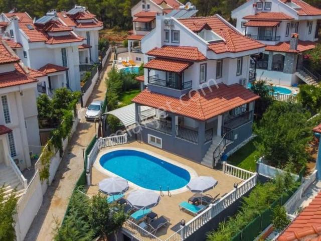 Ölüdeniz Hisarönü’nde 3+1 Müstakil Villa – Eğlence, Konfor Ve Merkezin Tam Kalbinde!