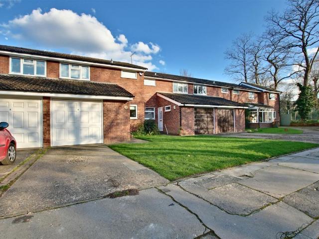 Olyffe Drive, Beckenham, Kent BR3, 3 bed terraced house to rent, £2,550 pcm | PrimeLocation