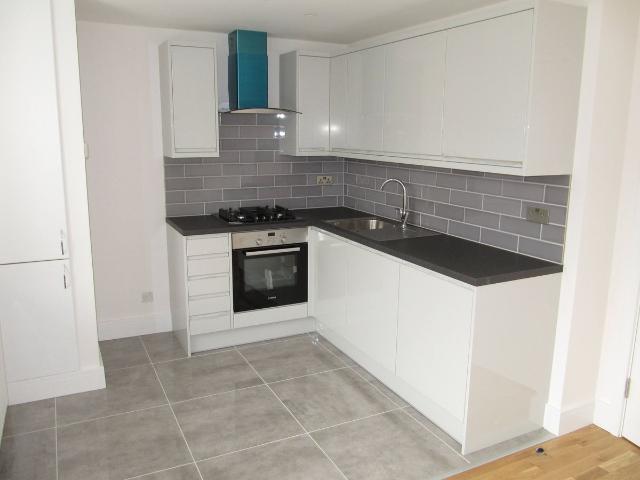 Olympia House, The Ridgeway, Iver, Buckinghamshire SL0, 1 bed flat to rent, £1,100 pcm | PrimeLocation