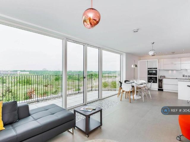 Olympic Park Avenue, London, E20 3 bed penthouse to rent £5,450 pcm £1,258 pw