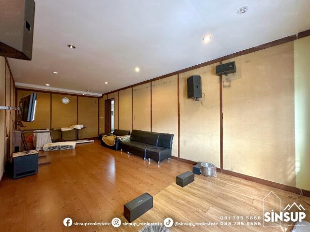 โฮมออฟฟิศให้เช่า บางแวก–พุทธมณฑล สาย 2 | พื้นที่ใช้สอย 1,260 ตร.ม. | จอดรถ 10 คัน | เหมาะสำหรับทำธุรกิจและอยู่อาศัย