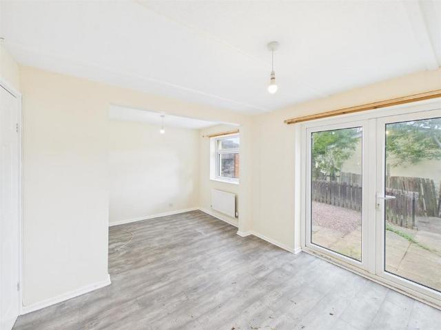 Ombersley Close, Redditch 2 bed house to rent £895 pcm £207 pw