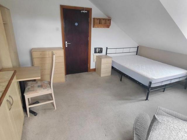 Ombersley Road, Worcester WR3 1 bed house of multiple occupation to rent £615 pcm £142 pw