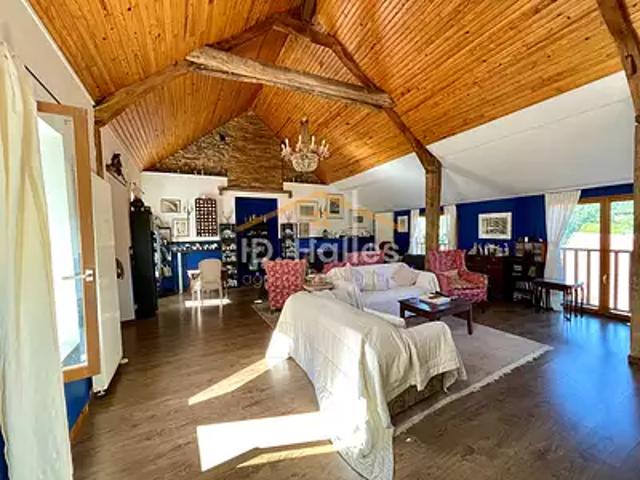 Ombrée d'Anjou 49420 Achat / Vente maison 5 pièces t5 au dernier étage cave