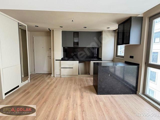 ÖMERPAŞA CADDESİ ÜZERİNDE 1+1 40M2 NET BALKONLU ULTRA LÜKS