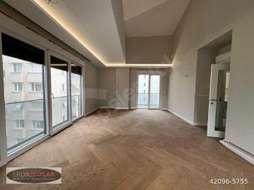 ÖMERPAŞA DA BAĞDATA YAKIN 3+1 115M2 NET BALKONLU BUTİK BİNADA