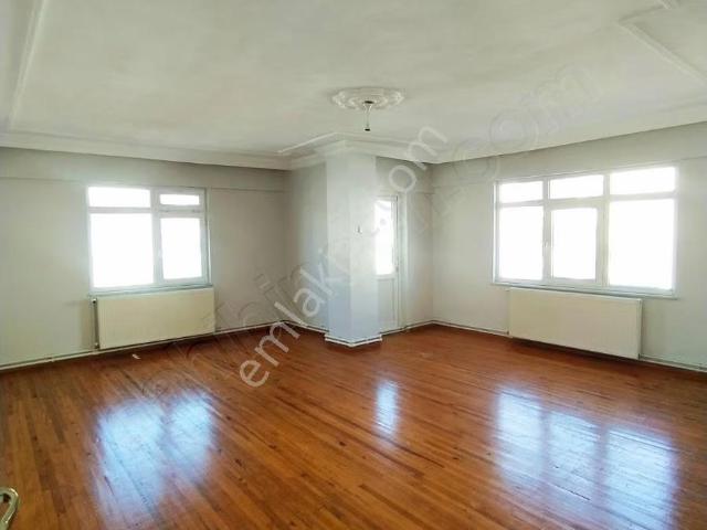 Ömürevlerinde Kiralık Daire