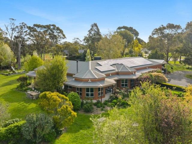 On 3ha 7.5 Acres A captivating and beguiling property with a 4/5 bedroom home set within park like gardens