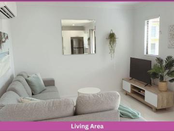 On The Water Strand u28*FULLY SERVICED and FURNISHED *Townsville Premium Properties for Medium Term