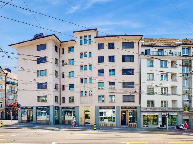 On top of Hegibachplatz