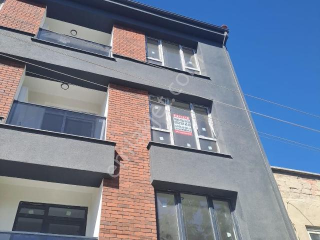 ️ Ön Cephe • Takasa Açık • Zeminden Isıtmalı • Garajlı 1+1 Apart  d201