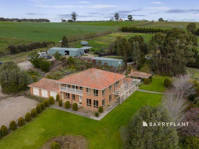 ON HOLD UNTIL FURTHER NOTICE Farm Living on 61 Acres!