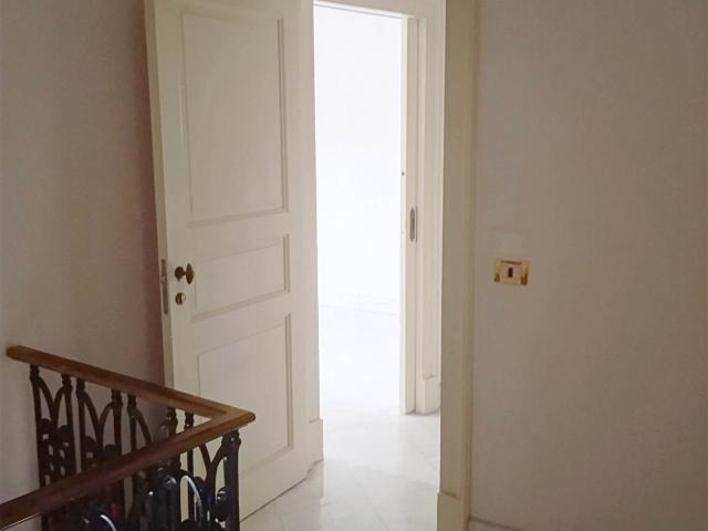 on rent Akis Home più livelli