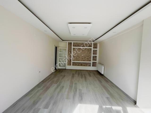 Onmax Bademalanı Satılık 3+1 120 M2 Ebeveyn Banyolu Geniş Daire