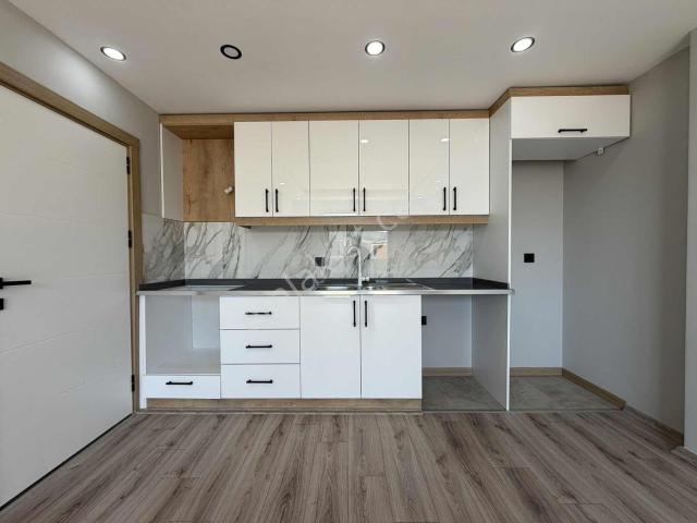 Onmax Bahçelievler'de Satılık Sıfır 1+1 70 M2 Doğalgazlı Daire