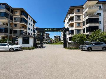 Onmax Bahçelievler'de Satılık 2+1 120m2 Ara Kat Doğalgazlı Daire