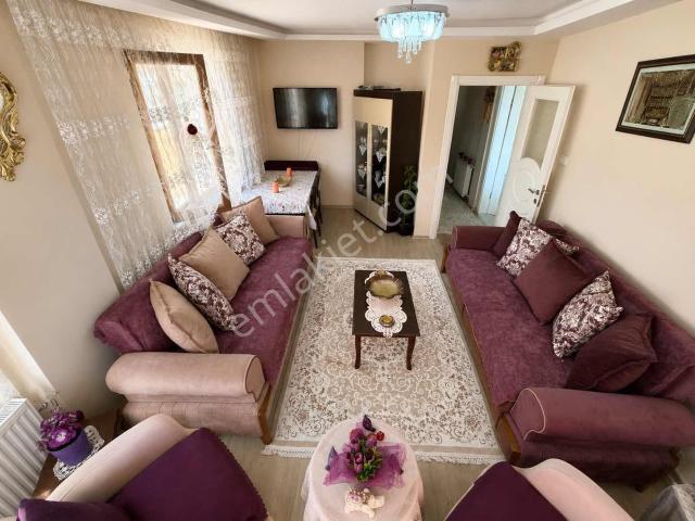 Onmax Bahçelievler'de Satılık 3+1 125 M2 Doğalgazlı Daire