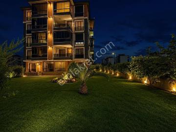 Onmax Burhaniye Merkez'de Satılık 3+1 130 M2 Doğalgazlı Daire