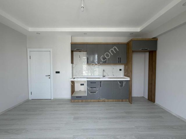 Onmax Cumhuriyet Mahallesi Satılık Sıfır 1+1 60 M2 Ara Kat Daire