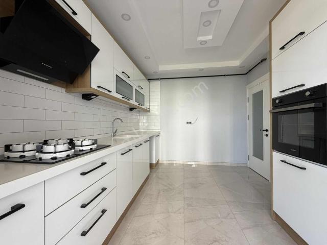 Onmax İskele Yolu Üzeri Satılık Sıfır 3+1 140 M2 Lüx Daire