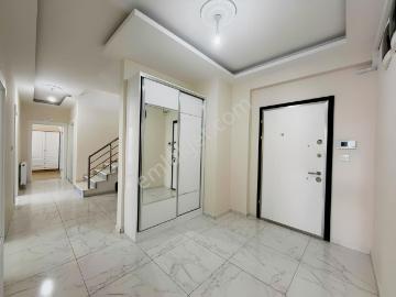 Onmax Merkez'de Satılık 5+1 300 M2 Ultra Geniş Lüx Dubleks Daire