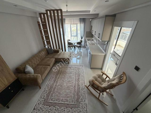 Onmax'tan Bahçelievlerde Satılık 1+1 Geniş Arakat Sıfır Daire