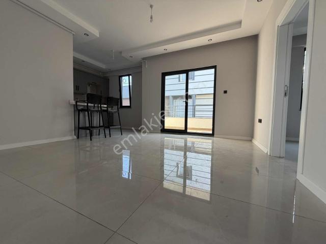 Onmax'tan Bahçelievlerde Satılık 1+1 Geniş Arakat Sıfır Daire