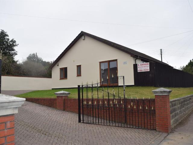 Ononis Bungalow, South Road, Brean TA8, 3 bed bungalow to rent, £1,400 pcm | PrimeLocation