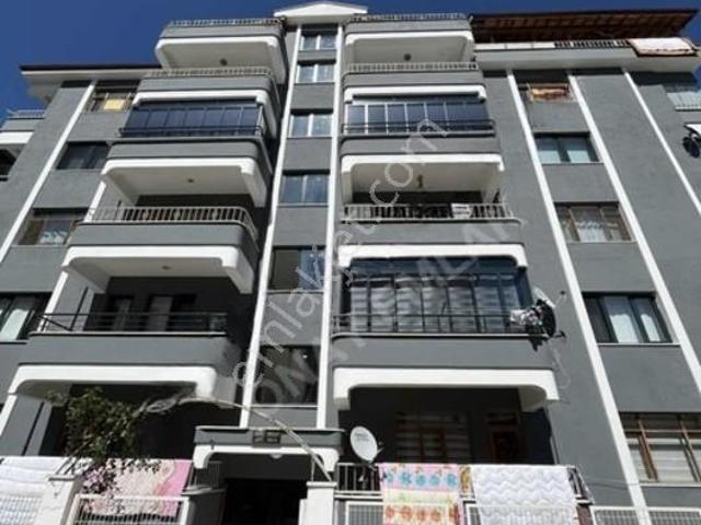 Onay Emlak'tan Bahçeleriçi'nde 4+1 Çok Geniş Kiralık Daire