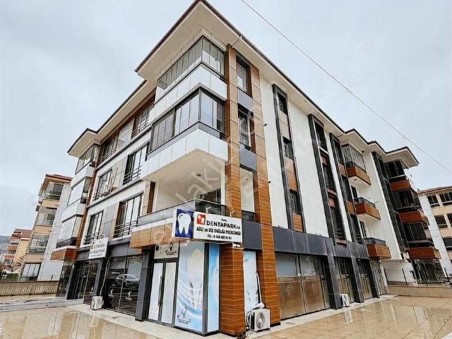 Onay Emlaktan Satılık 3+1 180 M²