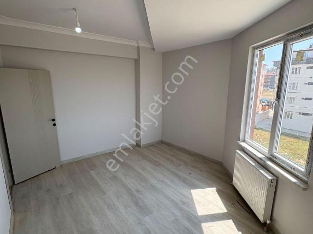 Onay'dan Oturuma Hazir 3+1 Satılık Daire