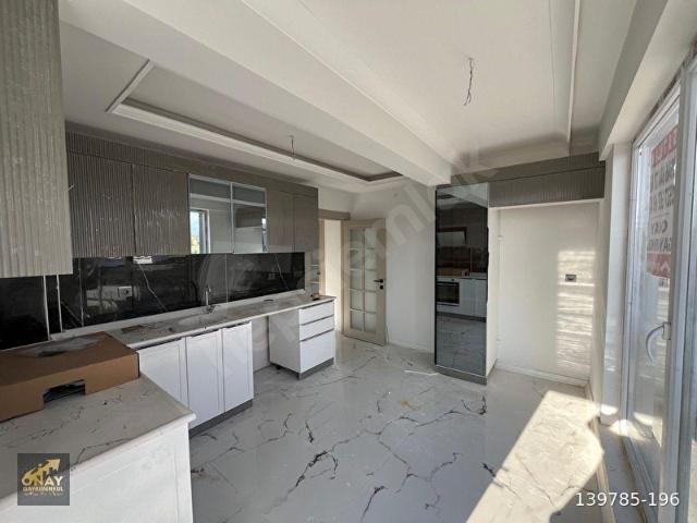 ONAYDAN YILDIRIM MAH.3KAT ÖN CEPHE GENİŞ FERAH MASRAFSIZ LÜX DAİRE